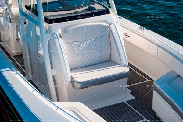 FOUNTAIN BOAT
