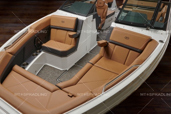 R8 Cobalt Boats