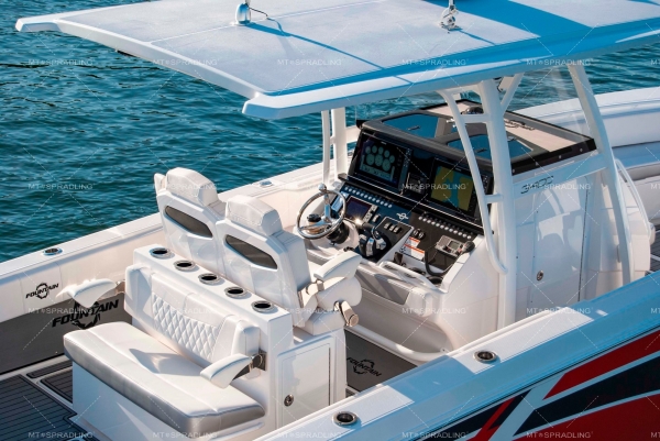 FOUNTAIN BOAT
