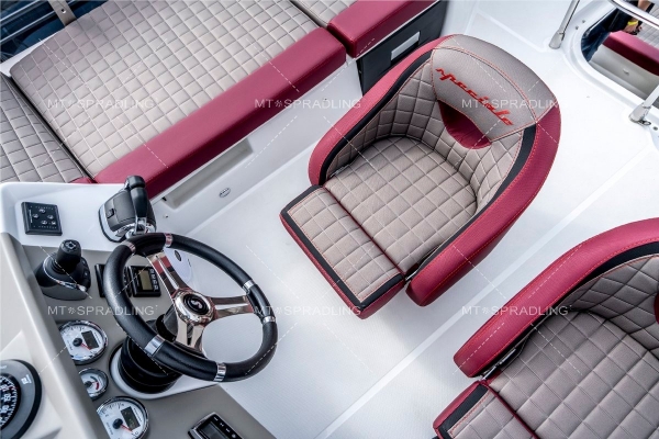 BENETEAU France ｜Speciale